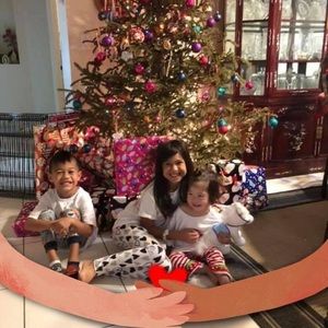 Meet your Posher, Adelfa